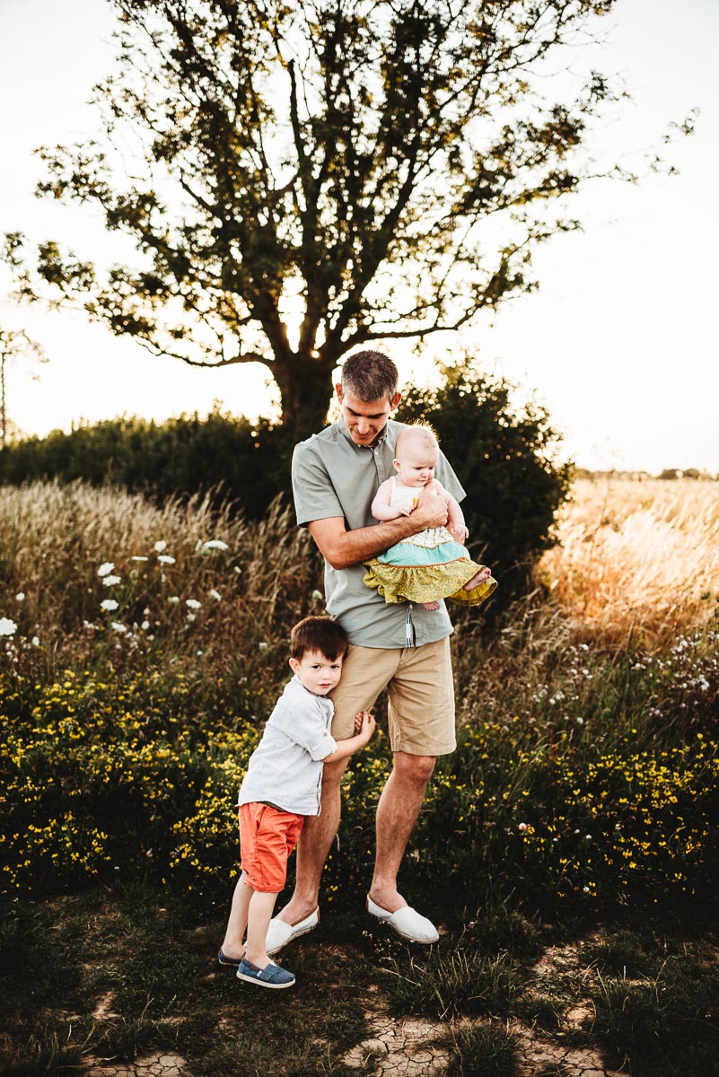 wild meadow family photo shoot