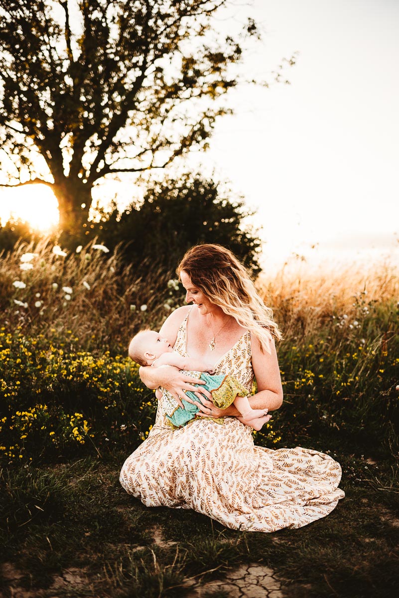 wild meadow family photo shoot