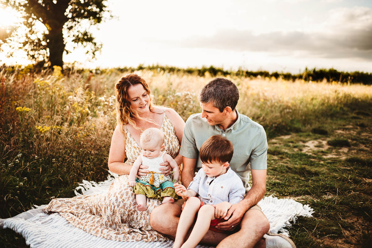 family photography at tadpole garden village in swindon