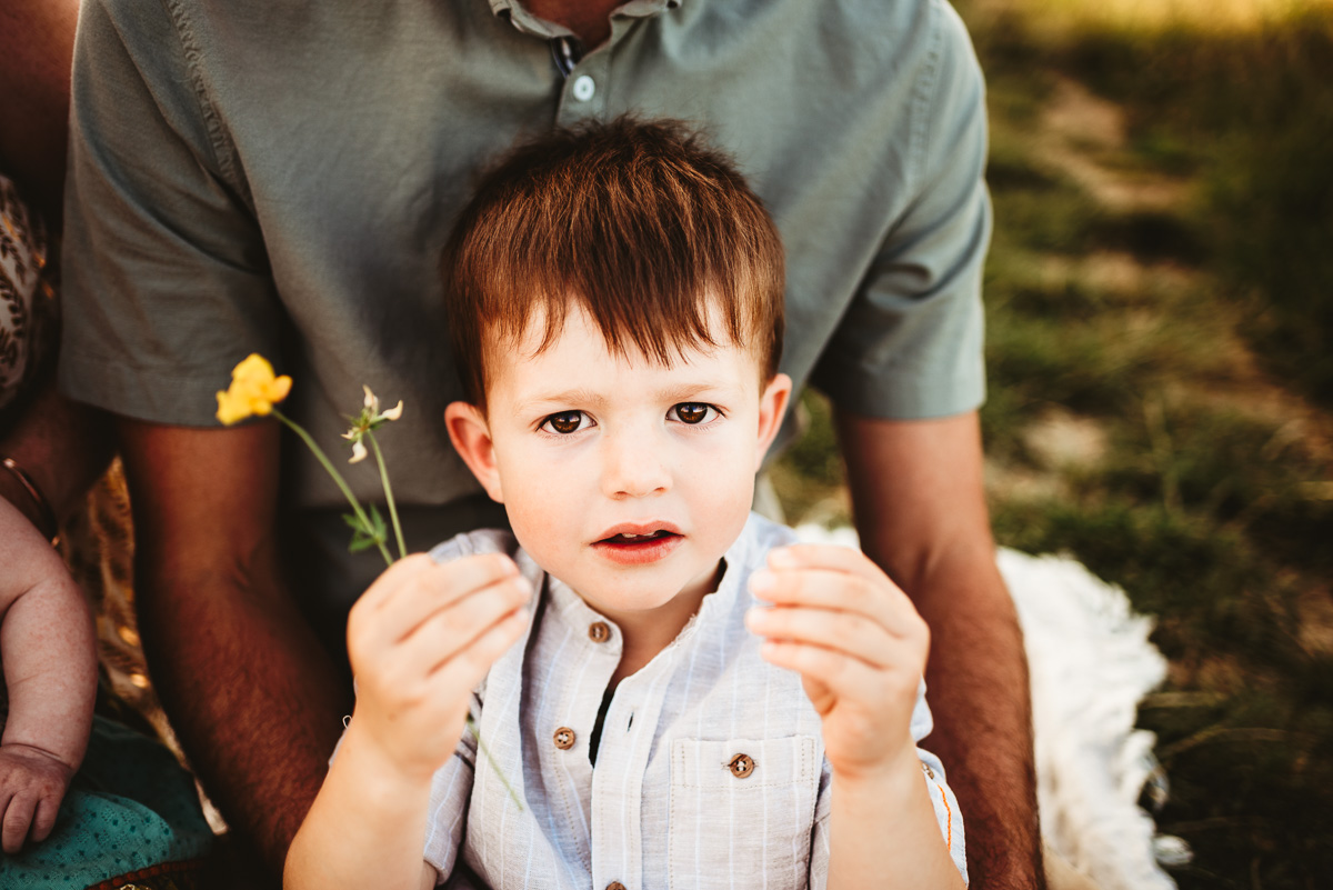 family photography at tadpole garden village in swindon