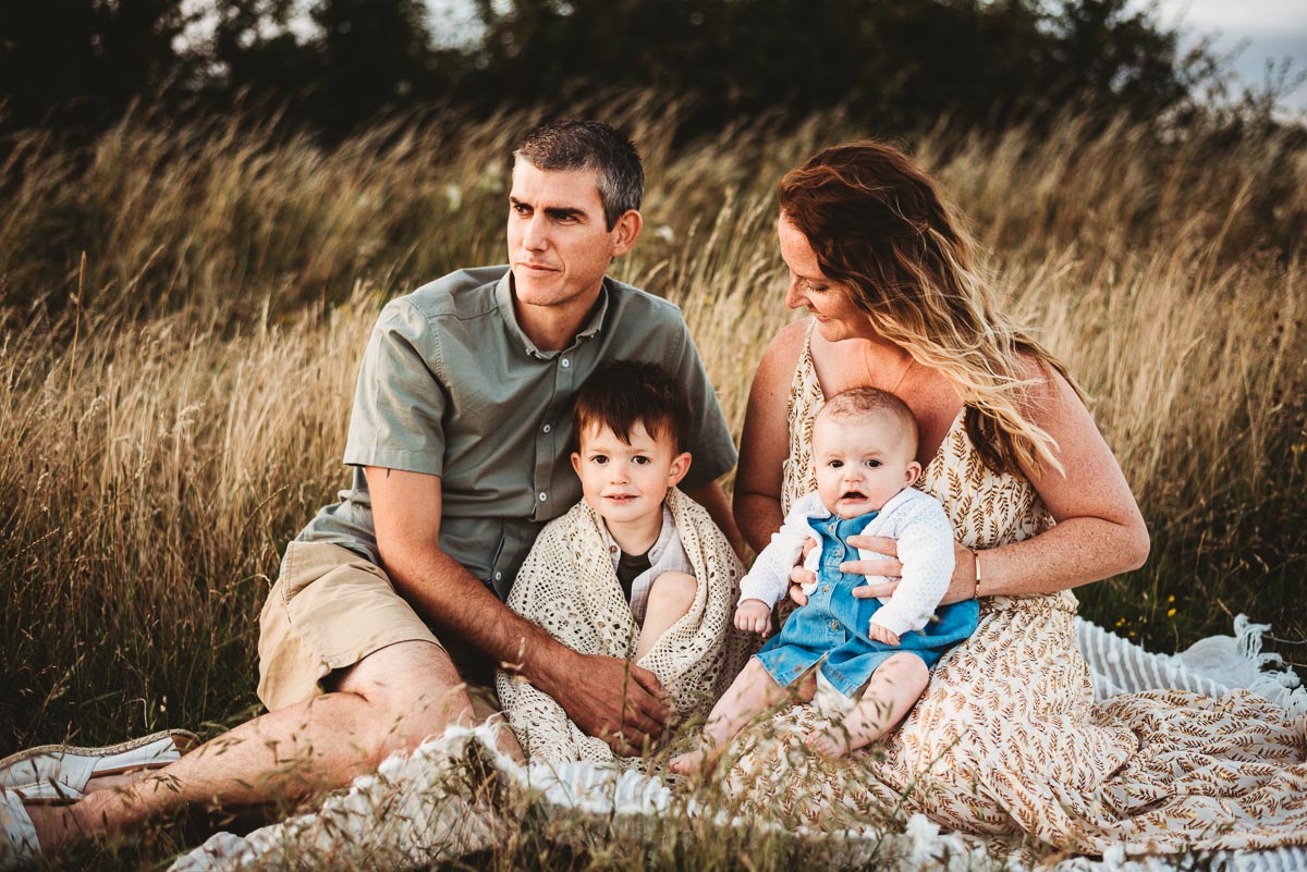 wild meadow family photo shoot