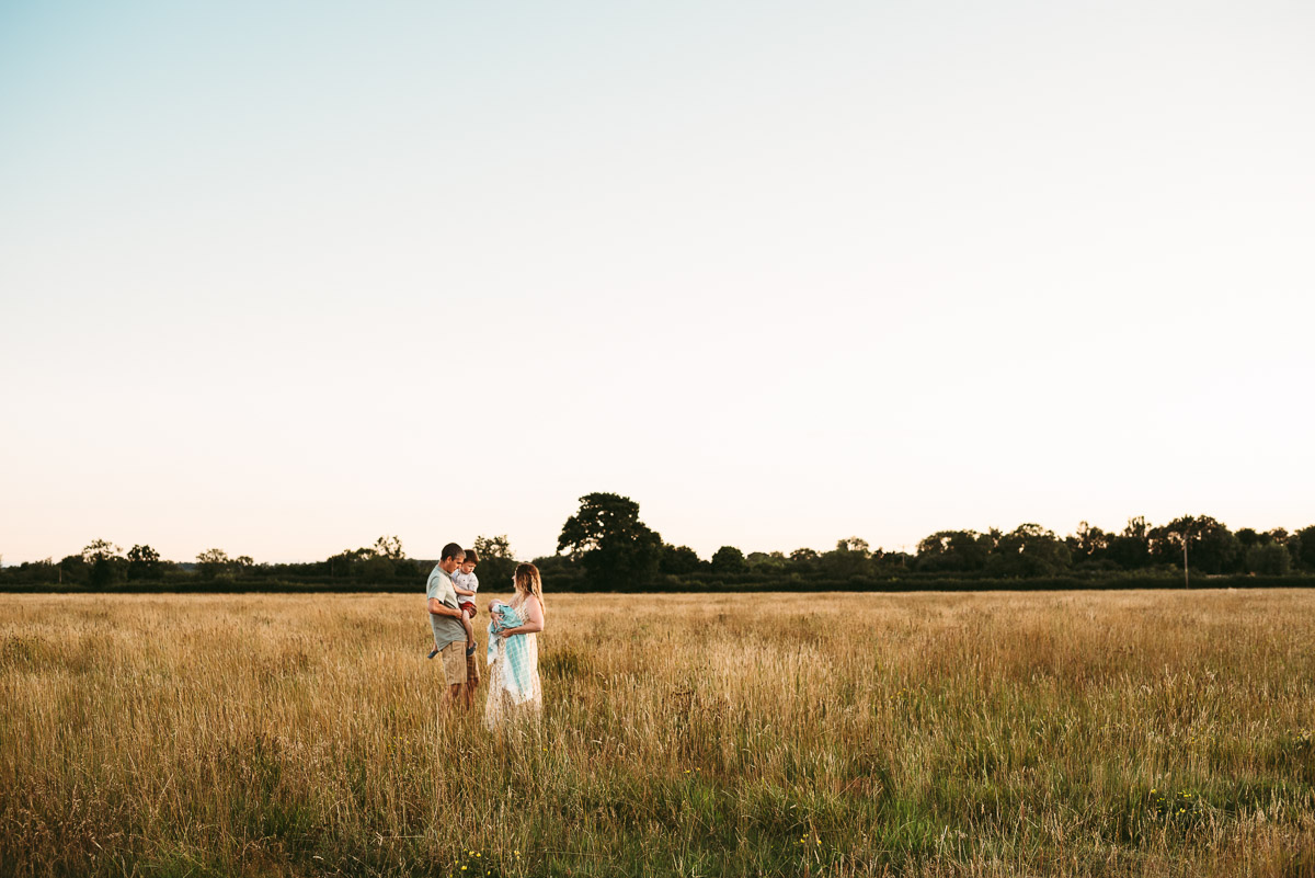 wild meadow family photo shoot